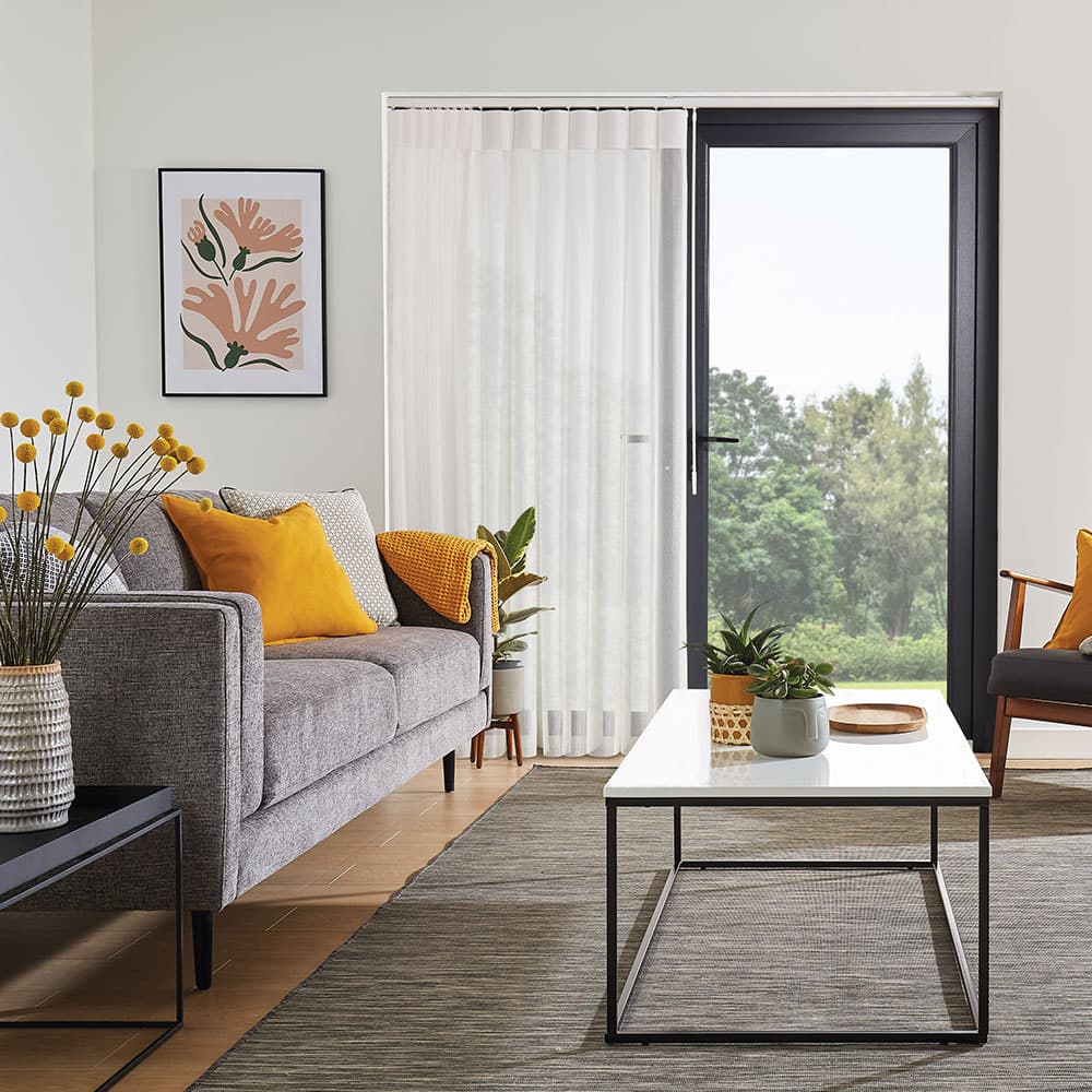 Véilisse Arctic White smart curtain